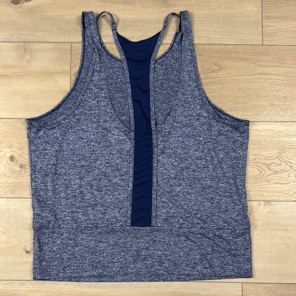 Nike Women’s Studio Cutout Heathered Blue Dri-Fit Tank Top - Picture 6 of 11